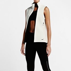 Nike Women Therma-Sphere Max Training Vest